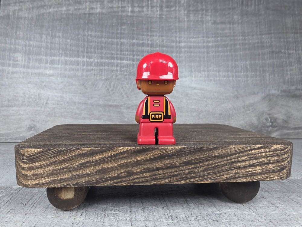 2" Magformers Fire Rescue Fireman Firefighter Replacement Action Figure g78e